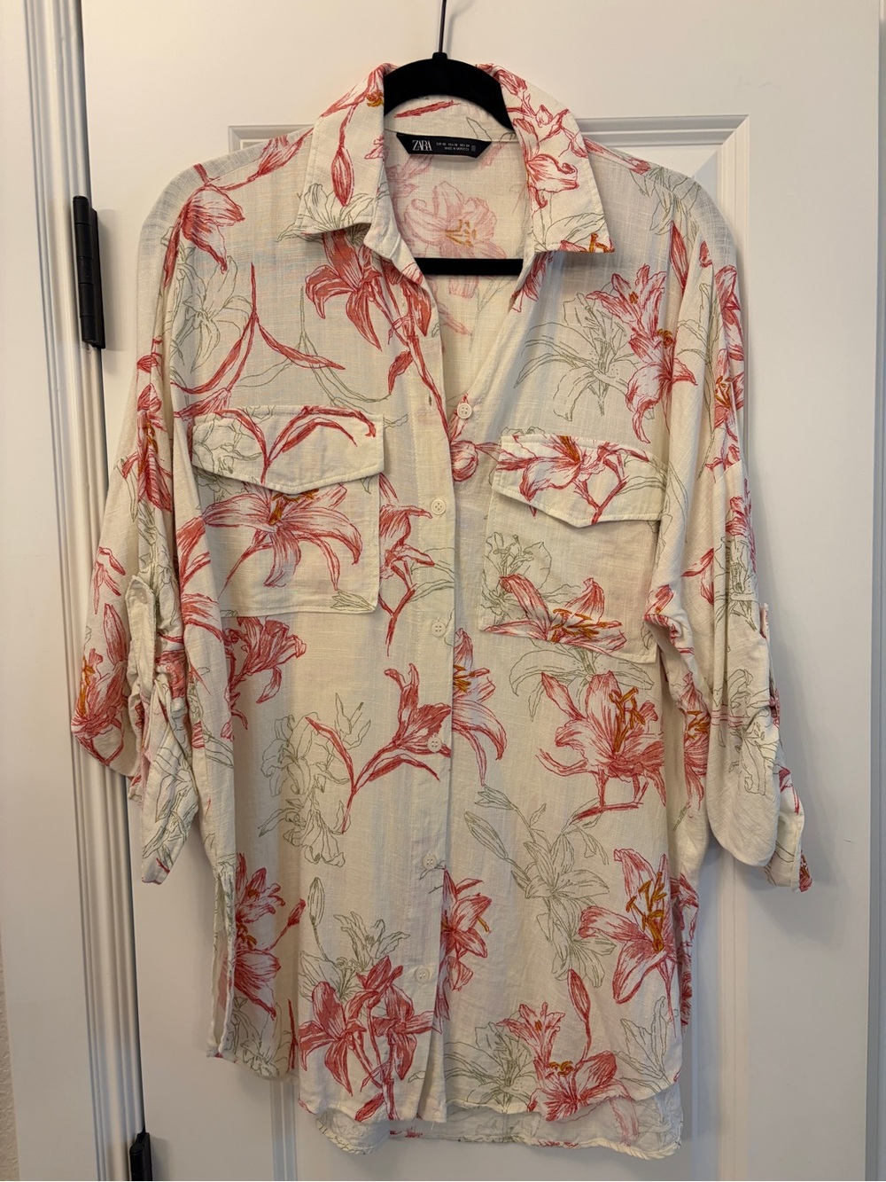 Zara Cream Button-Down Shirt with Red Floral Print